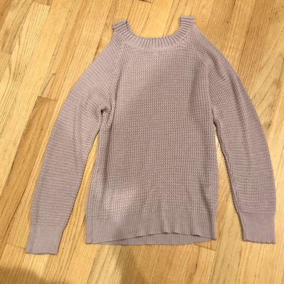 Cold shoulder pink sweater - Picture 3 of 5